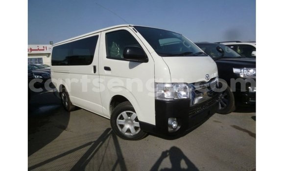 Buy Import Toyota Hiace White Car in Import - Dubai in Hhohho Buy Import Toyota Hiace White Car in Import - Dubai in Hhohho