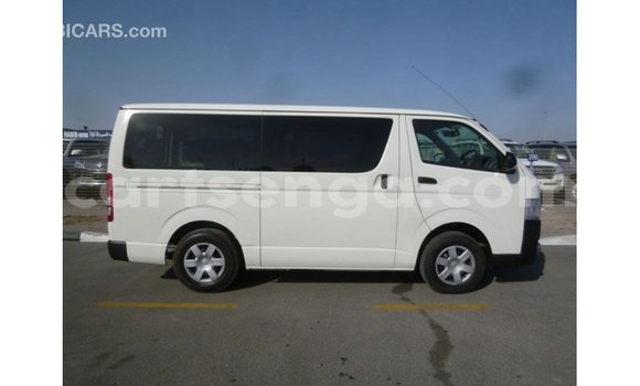 Buy Import Toyota Hiace White Car in Import - Dubai in Hhohho Buy Import Toyota Hiace White Car in Import - Dubai in Hhohho