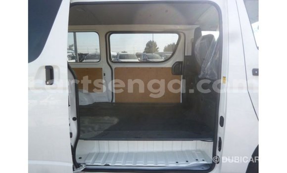 Buy Import Toyota Hiace White Car in Import - Dubai in Hhohho Buy Import Toyota Hiace White Car in Import - Dubai in Hhohho
