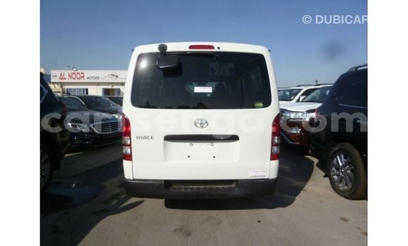 Acheter Import Voiture Toyota Hiace Blanc à Import - Dubai, Hhohho Acheter Import Voiture Toyota Hiace Blanc à Import - Dubai, Hhohho