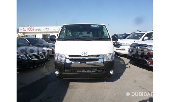 Acheter Import Voiture Toyota Hiace Blanc à Import - Dubai, Hhohho Acheter Import Voiture Toyota Hiace Blanc à Import - Dubai, Hhohho