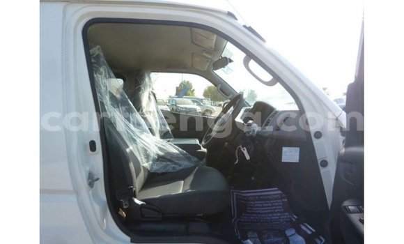 Acheter Import Voiture Toyota Hiace Blanc à Import - Dubai, Hhohho Acheter Import Voiture Toyota Hiace Blanc à Import - Dubai, Hhohho