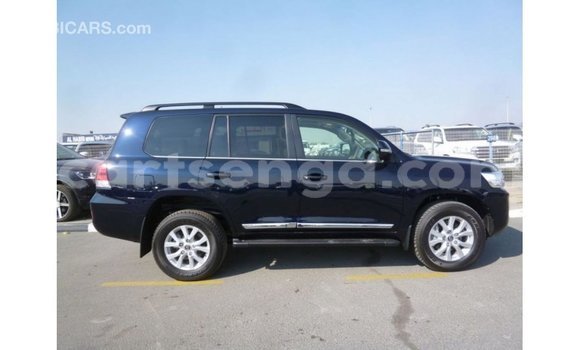 Acheter Import Voiture Toyota Land Cruiser Bleu à Import - Dubai, Hhohho Acheter Import Voiture Toyota Land Cruiser Bleu à Import - Dubai, Hhohho