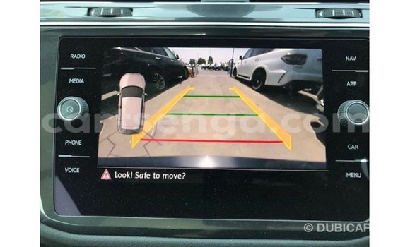 Acheter Import Voiture Volkswagen Tiguan Noir à Import - Dubai, Hhohho Acheter Import Voiture Volkswagen Tiguan Noir à Import - Dubai, Hhohho