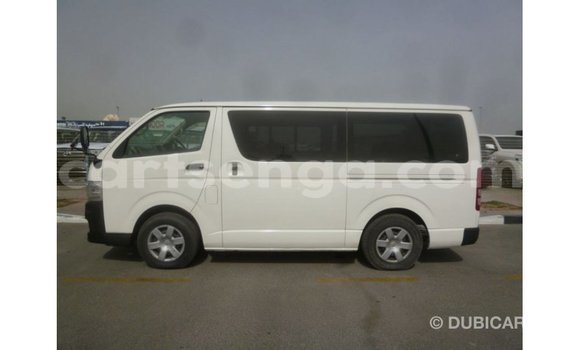 Buy Import Toyota Hiace White Car in Import - Dubai in Hhohho Buy Import Toyota Hiace White Car in Import - Dubai in Hhohho