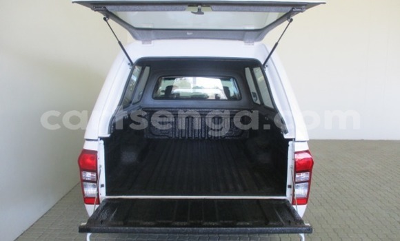 Acheter Occasion Voiture Isuzu KB Blanc à Ezulwini, Hhohho Acheter Occasion Voiture Isuzu KB Blanc à Ezulwini, Hhohho