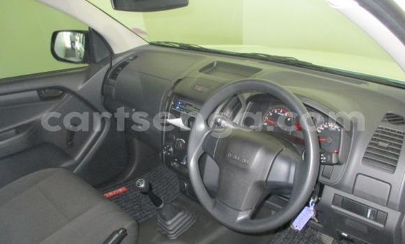 Acheter Occasion Voiture Isuzu KB Blanc à Ezulwini, Hhohho Acheter Occasion Voiture Isuzu KB Blanc à Ezulwini, Hhohho