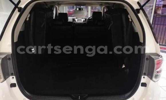 Acheter Occasion Voiture Toyota Fortuner Blanc à Ezulwini, Hhohho Acheter Occasion Voiture Toyota Fortuner Blanc à Ezulwini, Hhohho