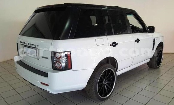Acheter Occasion Voiture Land Rover Range Rover Vogue Blanc à Ezulwini, Hhohho Acheter Occasion Voiture Land Rover Range Rover Vogue Blanc à Ezulwini, Hhohho