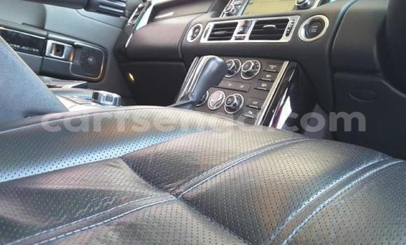 Acheter Occasion Voiture Land Rover Range Rover Vogue Blanc à Ezulwini, Hhohho Acheter Occasion Voiture Land Rover Range Rover Vogue Blanc à Ezulwini, Hhohho