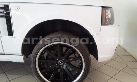 Acheter Occasion Voiture Land Rover Range Rover Vogue Blanc à Ezulwini, Hhohho Acheter Occasion Voiture Land Rover Range Rover Vogue Blanc à Ezulwini, Hhohho