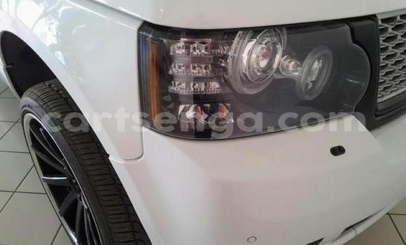 Acheter Occasion Voiture Land Rover Range Rover Vogue Blanc à Ezulwini, Hhohho Acheter Occasion Voiture Land Rover Range Rover Vogue Blanc à Ezulwini, Hhohho