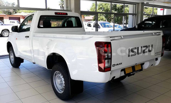 Nunua Ilio tumika Isuzu KB White Gari ndani ya Ezulwini nchini Hhohho Nunua Ilio tumika Isuzu KB White Gari ndani ya Ezulwini nchini Hhohho