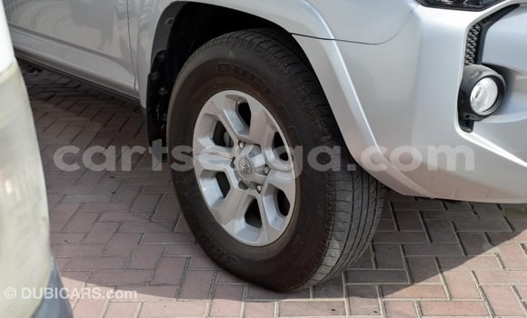 Buy Import Toyota 4Runner Other Car in Import - Dubai in Hhohho Buy Import Toyota 4Runner Other Car in Import - Dubai in Hhohho