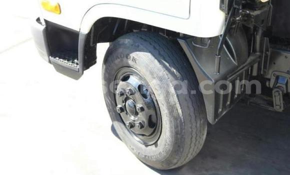 Buy Used Hyundai H200 White Truck in Manzini in Manzini Buy Used Hyundai H200 White Truck in Manzini in Manzini