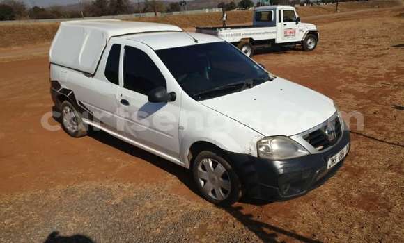 Acheter Occasion Voiture Nissan NP 300 Blanc à Ezulwini, Hhohho Acheter Occasion Voiture Nissan NP 300 Blanc à Ezulwini, Hhohho