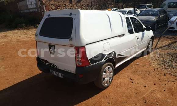 Acheter Occasion Voiture Nissan NP 300 Blanc à Ezulwini, Hhohho Acheter Occasion Voiture Nissan NP 300 Blanc à Ezulwini, Hhohho