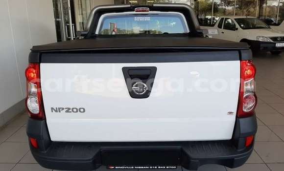 Acheter Occasion Voiture Nissan NP 300 Blanc à Ezulwini, Hhohho Acheter Occasion Voiture Nissan NP 300 Blanc à Ezulwini, Hhohho