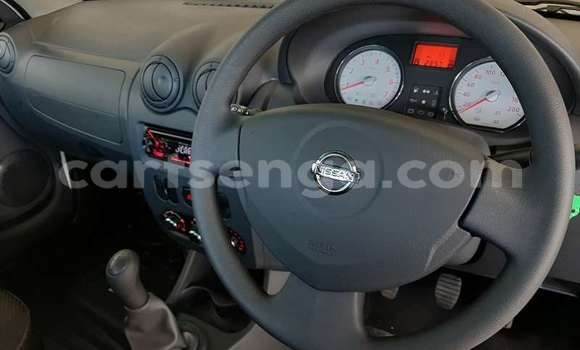 Acheter Occasion Voiture Nissan NP 300 Blanc à Ezulwini, Hhohho Acheter Occasion Voiture Nissan NP 300 Blanc à Ezulwini, Hhohho