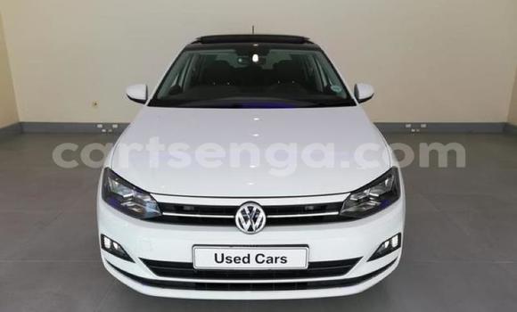 Acheter Occasion Voiture Volkswagen Polo Blanc à Ezulwini, Hhohho Acheter Occasion Voiture Volkswagen Polo Blanc à Ezulwini, Hhohho