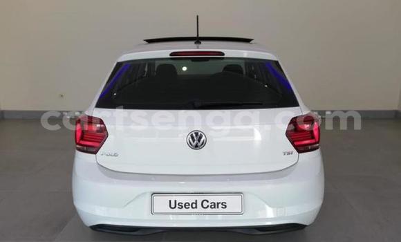 Acheter Occasion Voiture Volkswagen Polo Blanc à Ezulwini, Hhohho Acheter Occasion Voiture Volkswagen Polo Blanc à Ezulwini, Hhohho