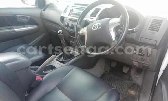Acheter Occasion Voiture Toyota Hilux Blanc à Manzini, Manzini Acheter Occasion Voiture Toyota Hilux Blanc à Manzini, Manzini