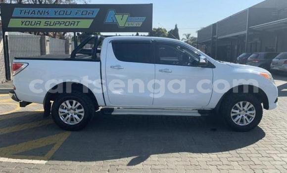Buy Used Mazda BT-50 White Car in Ezulwini in Hhohho Buy Used Mazda BT-50 White Car in Ezulwini in Hhohho