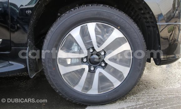 Nunua Imported Toyota Land Cruiser Black Gari ndani ya Import - Dubai nchini Hhohho Nunua Imported Toyota Land Cruiser Black Gari ndani ya Import - Dubai nchini Hhohho