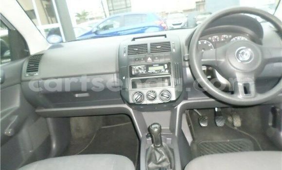 Nunua Ilio tumika Volkswagen Polo Silver Gari ndani ya Ezulwini nchini Hhohho Nunua Ilio tumika Volkswagen Polo Silver Gari ndani ya Ezulwini nchini Hhohho