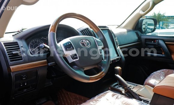 Buy Import Toyota Land Cruiser Black Car in Import - Dubai in Hhohho Buy Import Toyota Land Cruiser Black Car in Import - Dubai in Hhohho