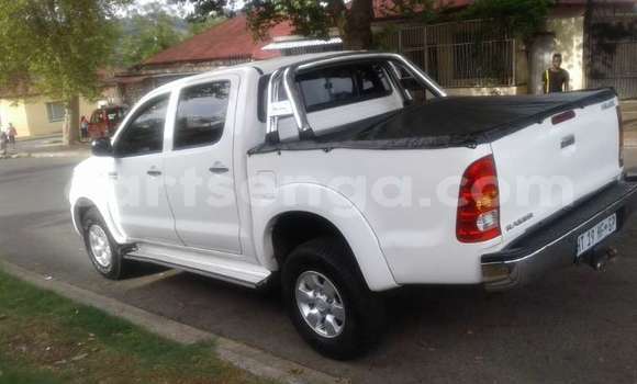 Acheter Occasion Voiture Toyota Hilux Blanc à Ezulwini, Hhohho Acheter Occasion Voiture Toyota Hilux Blanc à Ezulwini, Hhohho