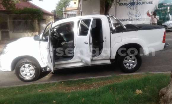 Acheter Occasion Voiture Toyota Hilux Blanc à Ezulwini, Hhohho Acheter Occasion Voiture Toyota Hilux Blanc à Ezulwini, Hhohho