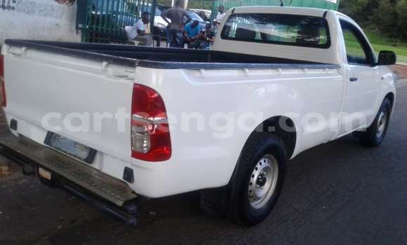 Acheter Occasion Voiture Toyota Hilux Blanc à Ezulwini, Hhohho Acheter Occasion Voiture Toyota Hilux Blanc à Ezulwini, Hhohho