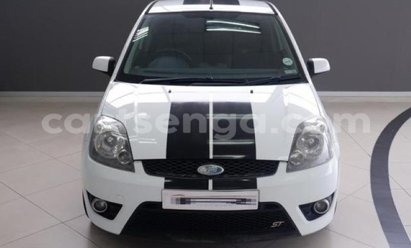 Nunua Ilio tumika Ford Fiesta White Gari ndani ya Hlatikulu nchini Wilaya ya Shiselweni Nunua Ilio tumika Ford Fiesta White Gari ndani ya Hlatikulu nchini Wilaya ya Shiselweni