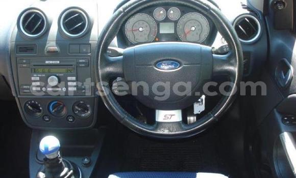 Nunua Ilio tumika Ford Fiesta Black Gari ndani ya Ezulwini nchini Hhohho Nunua Ilio tumika Ford Fiesta Black Gari ndani ya Ezulwini nchini Hhohho