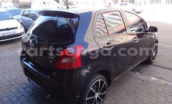 Acheter Occasion Voiture Toyota Yaris Noir à Ezulwini, Hhohho Acheter Occasion Voiture Toyota Yaris Noir à Ezulwini, Hhohho