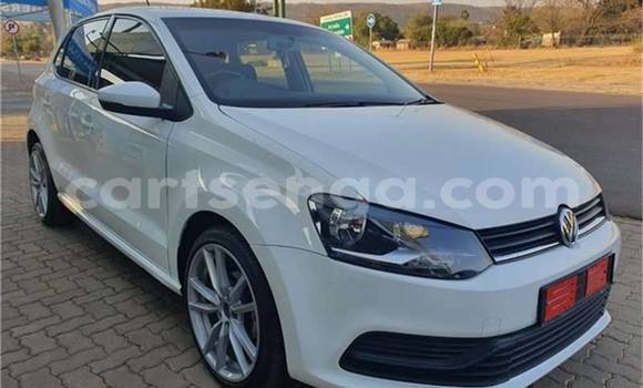 Nunua Ilio tumika Volkswagen Pointer White Gari ndani ya Ezulwini nchini Hhohho Nunua Ilio tumika Volkswagen Pointer White Gari ndani ya Ezulwini nchini Hhohho