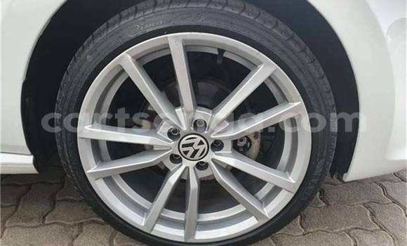 Nunua Ilio tumika Volkswagen Pointer White Gari ndani ya Ezulwini nchini Hhohho Nunua Ilio tumika Volkswagen Pointer White Gari ndani ya Ezulwini nchini Hhohho