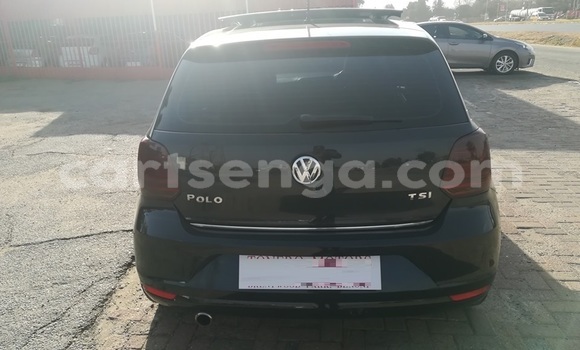 Nunua Ilio tumika Volkswagen Polo Silver Gari ndani ya Ezulwini nchini Hhohho Nunua Ilio tumika Volkswagen Polo Silver Gari ndani ya Ezulwini nchini Hhohho