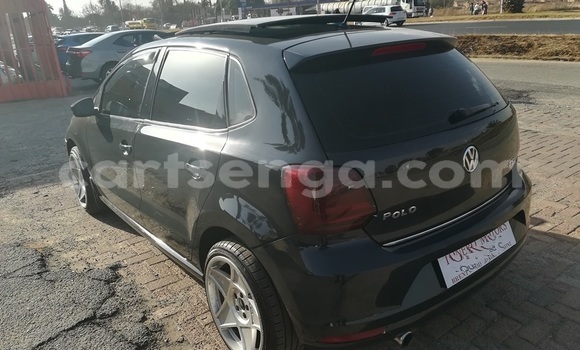 Nunua Ilio tumika Volkswagen Polo Silver Gari ndani ya Ezulwini nchini Hhohho Nunua Ilio tumika Volkswagen Polo Silver Gari ndani ya Ezulwini nchini Hhohho