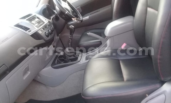 Nunua Ilio tumika Toyota Hilux White Gari ndani ya Bulembu nchini Hhohho Nunua Ilio tumika Toyota Hilux White Gari ndani ya Bulembu nchini Hhohho