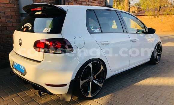 Acheter Occasion Voiture Volkswagen Golf GTI Blanc à Ezulwini, Hhohho Acheter Occasion Voiture Volkswagen Golf GTI Blanc à Ezulwini, Hhohho