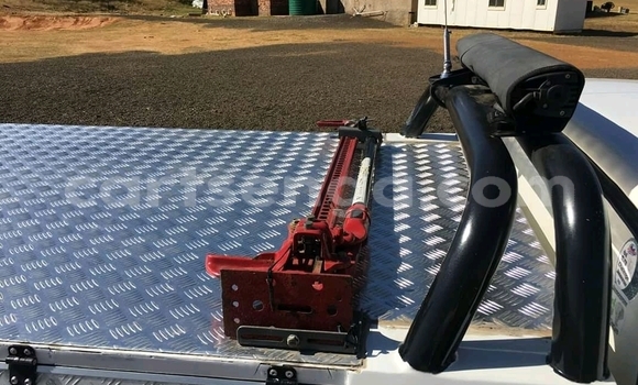 Buy Used Toyota Hilux White Car in Manzini in Manzini Buy Used Toyota Hilux White Car in Manzini in Manzini