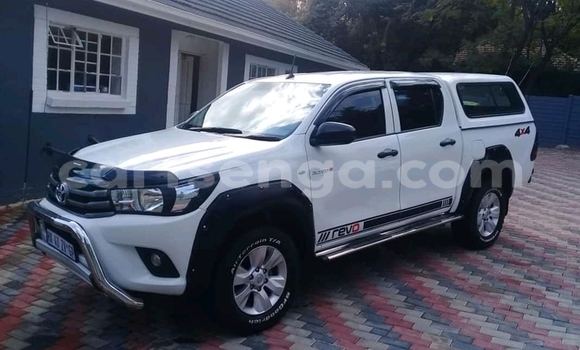 Acheter Occasion Voiture Toyota Hilux Blanc à Manzini, Manzini Acheter Occasion Voiture Toyota Hilux Blanc à Manzini, Manzini