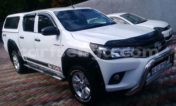Acheter Occasion Voiture Toyota Hilux Blanc à Manzini, Manzini Acheter Occasion Voiture Toyota Hilux Blanc à Manzini, Manzini