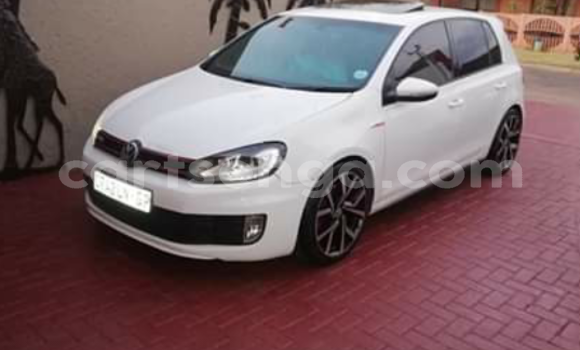 Buy Used Volkswagen Golf White Car in Manzini in Manzini Buy Used Volkswagen Golf White Car in Manzini in Manzini