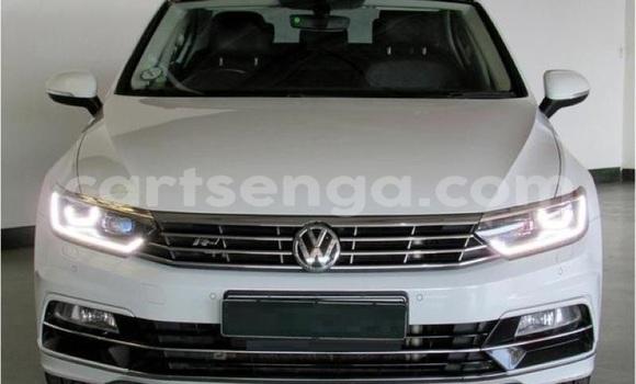 Acheter Occasion Voiture Volkswagen Passat Blanc à Mbabane, Manzini Acheter Occasion Voiture Volkswagen Passat Blanc à Mbabane, Manzini