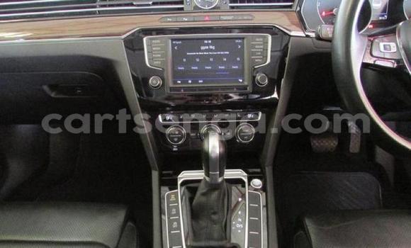 Acheter Occasion Voiture Volkswagen Passat Blanc à Mbabane, Manzini Acheter Occasion Voiture Volkswagen Passat Blanc à Mbabane, Manzini