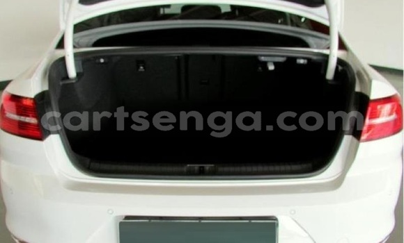 Acheter Occasion Voiture Volkswagen Passat Blanc à Mbabane, Manzini Acheter Occasion Voiture Volkswagen Passat Blanc à Mbabane, Manzini