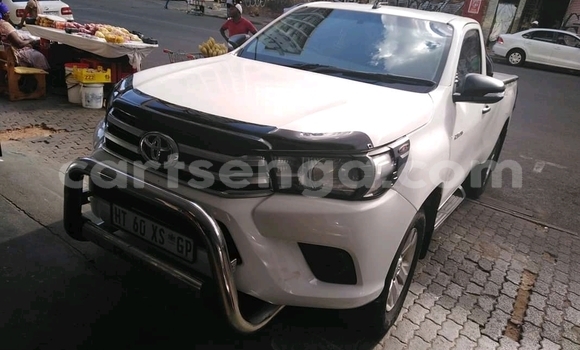 Acheter Occasion Voiture Toyota Hilux Blanc à Manzini, Manzini Acheter Occasion Voiture Toyota Hilux Blanc à Manzini, Manzini